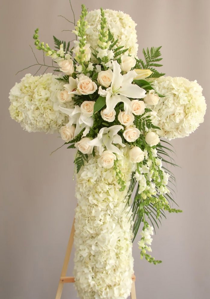 Elegant Tribute Floral Cross