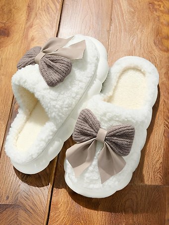 Comtrast Bowknot Applique Plush Winter Slippers - Size 6